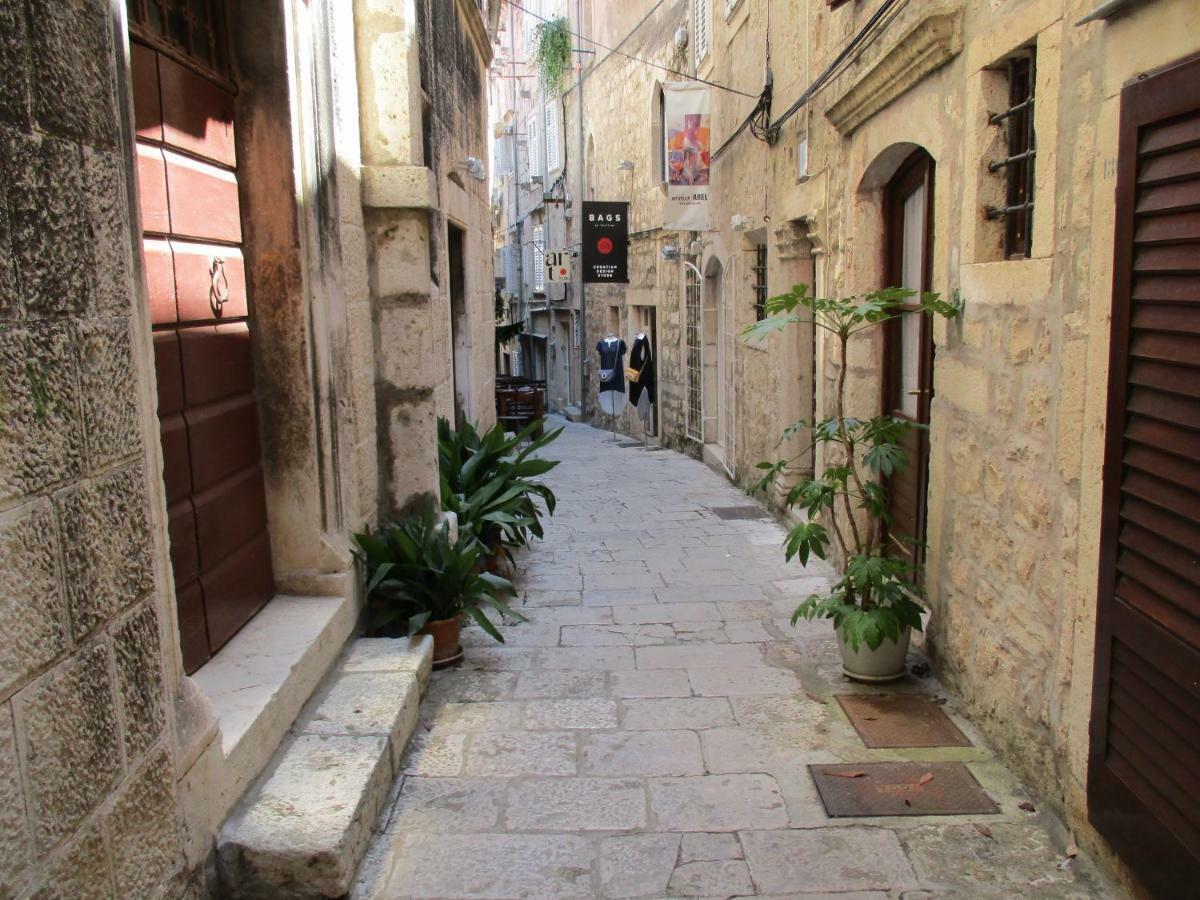 Studios Jacobus Korcula Town Bagian luar foto