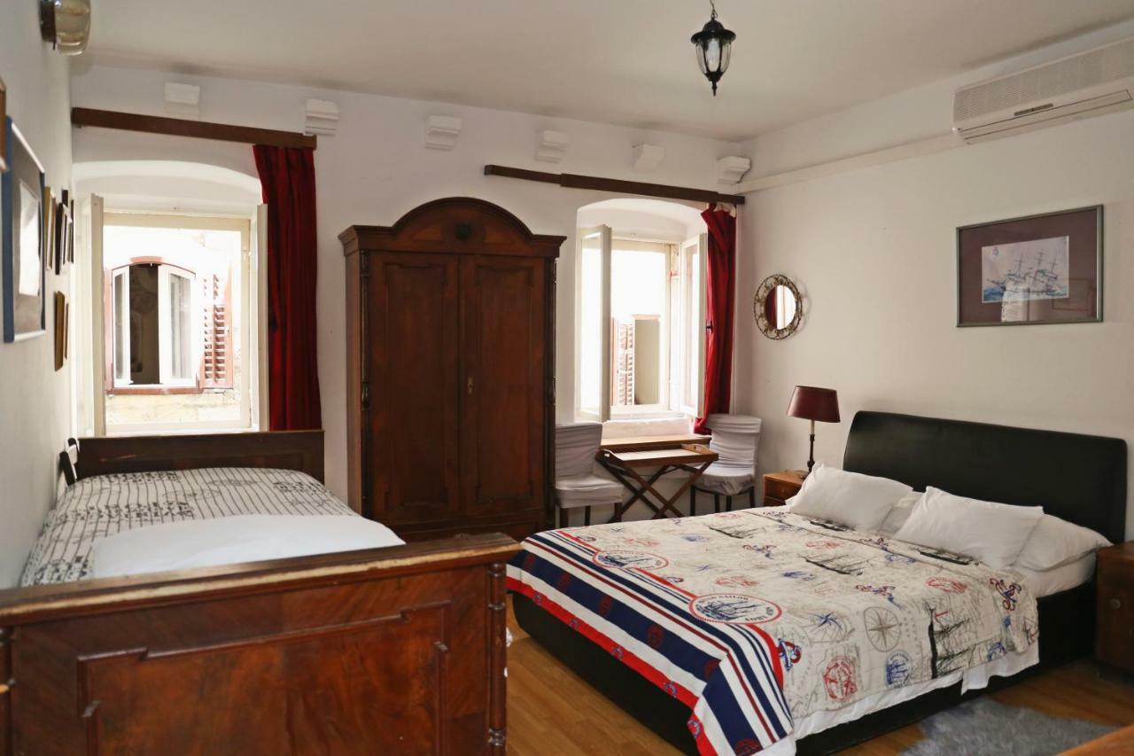 Studios Jacobus Korcula Town Bagian luar foto