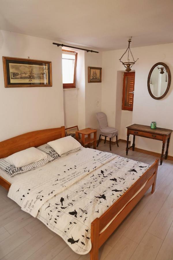 Studios Jacobus Korcula Town Bagian luar foto